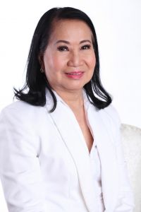 andrea-domingo-200x300-4