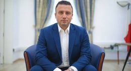 14EC0D0B-6820-48F2-8449-73B1A3ACFDAC